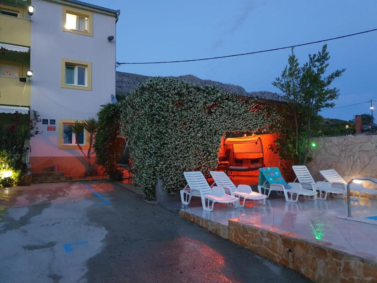 Apartment Over The Skyline Podstrana