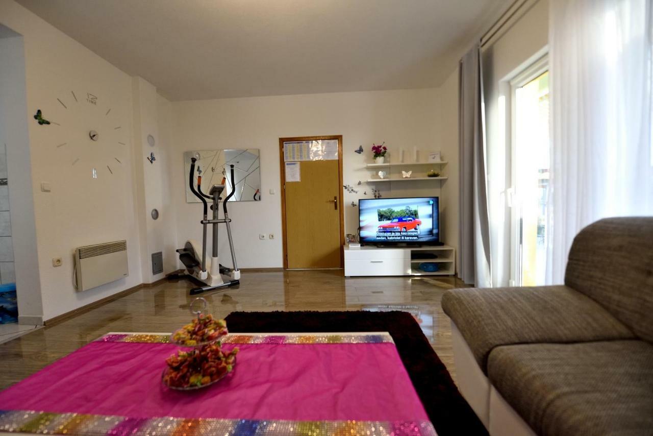Apartment Over The Skyline Podstrana